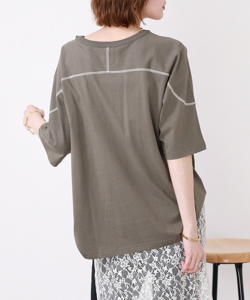 Arinomama(アリノママ)の「Arinomama 20sオーガニック天竺 ステッチフローTシャツ 半袖(Tシャツ/カットソー・レディース・ブラック/ライトブラウン/カーキ・FREE)」の21枚目の写真