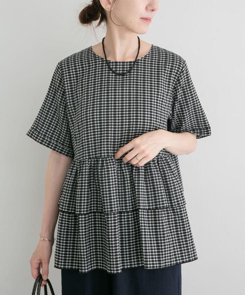 ITEMS URBANRESEARCH(アイテムズ アーバンリサーチ)の「サッカーフリルブラウス(シャツ/ブラウス・レディース・ブラック/ブルー・FREE)」の2枚目の写真