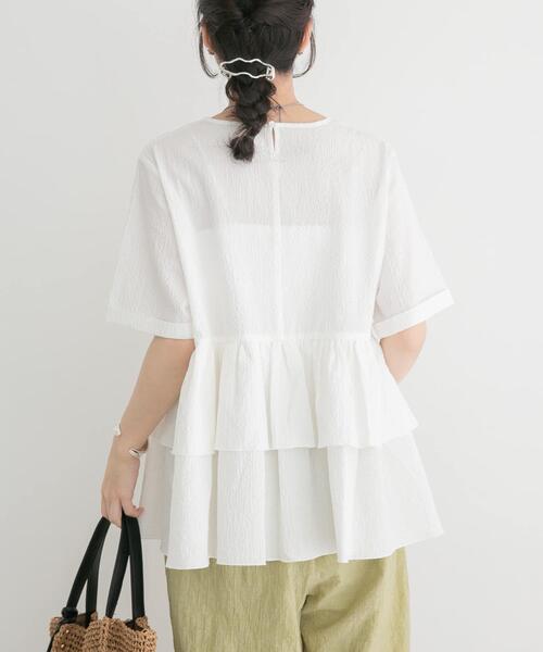 ITEMS URBANRESEARCH(アイテムズ アーバンリサーチ)の「サッカーフリルブラウス(シャツ/ブラウス・レディース・ブラック/ブルー・FREE)」の5枚目の写真