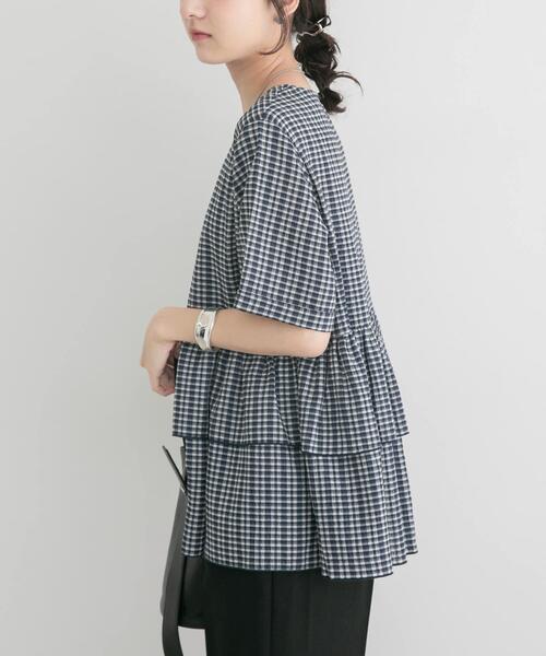 ITEMS URBANRESEARCH(アイテムズ アーバンリサーチ)の「サッカーフリルブラウス(シャツ/ブラウス・レディース・ブラック/ブルー・FREE)」の20枚目の写真
