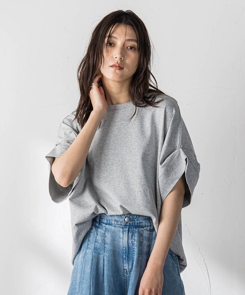 MAYSON GREY(メイソングレイ)の「クラシックスムースドロストプルオーバー(Tシャツ/カットソー・レディース・ライトグレー/チャコールグレー/ホワイト・M)」の4枚目の写真