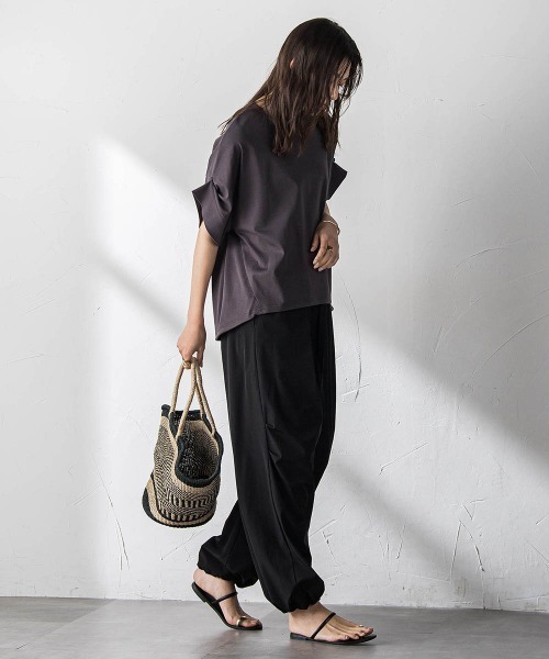MAYSON GREY(メイソングレイ)の「クラシックスムースドロストプルオーバー(Tシャツ/カットソー・レディース・ライトグレー/チャコールグレー/ホワイト・M)」の13枚目の写真