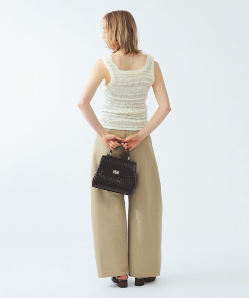Ray BEAMS(レイビームス)の「シフォン シャーリング タンクトップ(シャツ/ブラウス・レディース・オフホワイト/ブラック・ONE SIZE)」の16枚目の写真