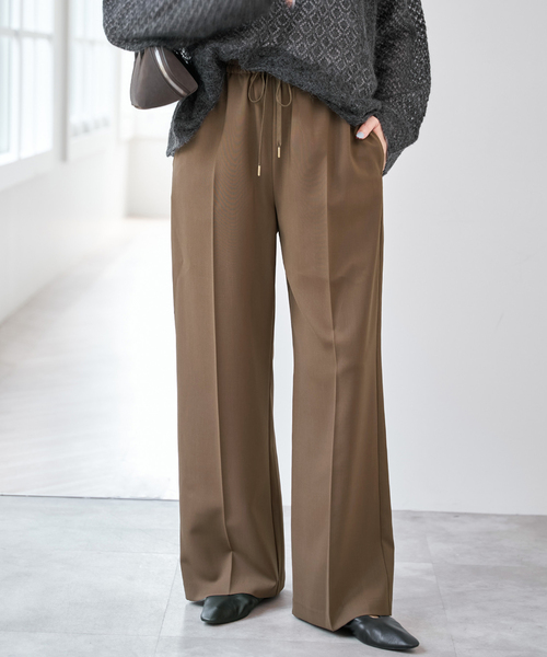 Spick & Span(スピックアンドスパン)の「ソフトタッチイージースラックスパンツ(スラックス・レディース・ネイビー/ベージュ/キャメル・38/36/40/34)」の11枚目の写真