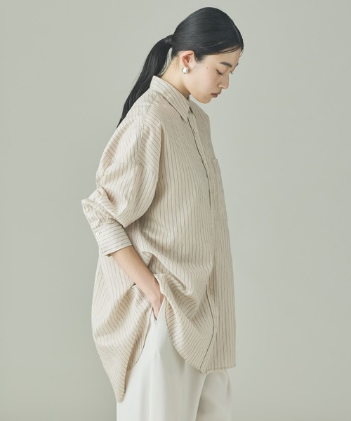 Curensology(カレンソロジー)の「Curensology(カレンソロジー)/【モデル 竹下玲奈さんインスタライブ紹介アイテム】シャイニーストライプシャツ(シャツ/ブラウス・レディース・ライトベージュ/サックスブルー/ネイビー・FREE)」の5枚目の写真