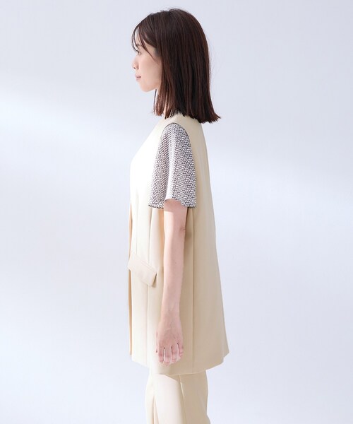 UNTITLED(アンタイトル)の「【洗える/セットアップ可】カラーレスジレ(ベスト・レディース・ネイビー/ベージュ・02)」の15枚目の写真