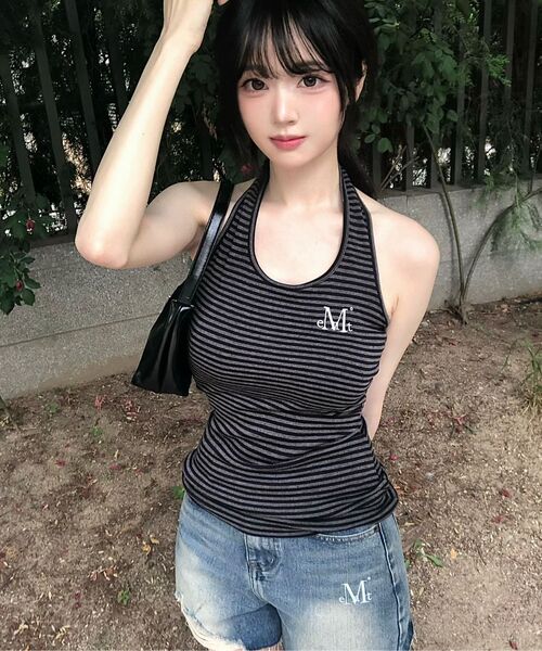 MUCENT(ムセント)の「マヨホルターネックストライプロングスリーブレス(Tシャツ/カットソー・レディース・チャコールグレー×ブラック・FREE)」の7枚目の写真