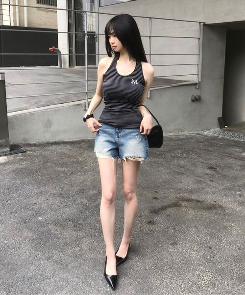 MUCENT(ムセント)の「マヨホルターネックストライプロングスリーブレス(Tシャツ/カットソー・レディース・チャコールグレー×ブラック・FREE)」の8枚目の写真