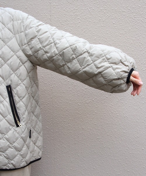 GYMPHLEX(ジムフレックス)の「Gymphlex/ジムフレックス キルトダウン パフスリーブ ミドルコート QUILT DOWN PUFF SLEEVE MIDDLE COAT GY-A0717 NYM(ダウンジャケット/コート・レディース・ブラック/グレイッシュベージュ・14)」の3枚目の写真
