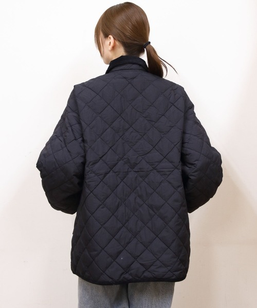 GYMPHLEX(ジムフレックス)の「Gymphlex/ジムフレックス キルトダウン パフスリーブ ミドルコート QUILT DOWN PUFF SLEEVE MIDDLE COAT GY-A0717 NYM(ダウンジャケット/コート・レディース・ブラック/グレイッシュベージュ・14)」の17枚目の写真