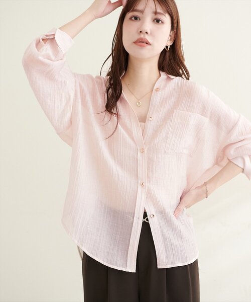 natural couture(ナチュラルクチュール)の「シワシアーワイドシャツ(シャツ/ブラウス・レディース・ブラック/オフホワイト/ピンク/ブルー/ストライプ・FREE)」の4枚目の写真
