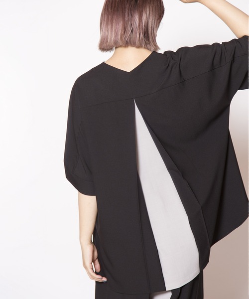 OSMOSIS(オズモーシス)の「バイカラーバックタックブルゾン(その他アウター・レディース・グレー/ブラウン/ブラック・ONE SIZE)」の8枚目の写真