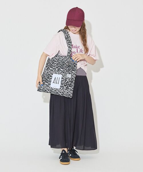 AMERICAN HOLIC(アメリカンホリック)の「パテッドホリホリポーチ(ポーチ・レディース・レオパード/チャコールグレー/シルバー・FREE)」の6枚目の写真