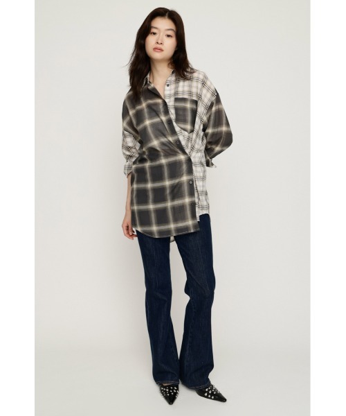 SLY(スライ)の「2WAY ASYMMETRY SH 2ウェイアシンメトリーシャツ 秋服 冬服(シャツ/ブラウス・レディース・ベージュ系その他/ブラック系その他2/ブルー・FREE)」の19枚目の写真