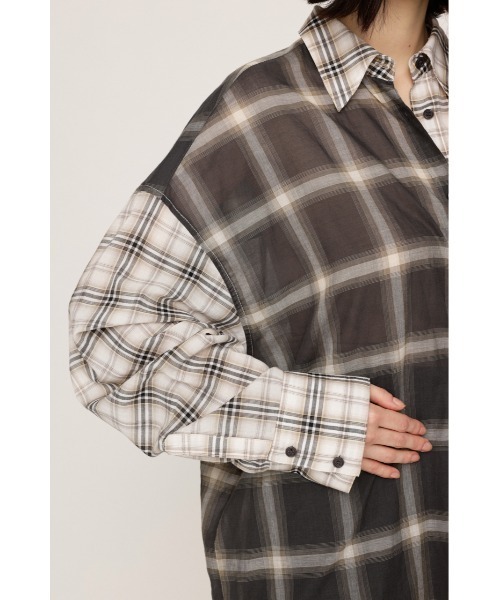 SLY(スライ)の「2WAY ASYMMETRY SH 2ウェイアシンメトリーシャツ 秋服 冬服(シャツ/ブラウス・レディース・ベージュ系その他/ブラック系その他2/ブルー・FREE)」の13枚目の写真