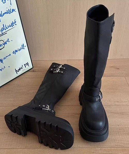 c.u.l(シーユーエル)の「ハトメベルト ボリュームソール ロングブーツ culs225(ブーツ・レディース・ブラック・37/36/39/38)」の9枚目の写真