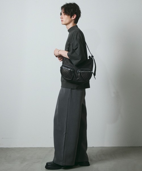 DAZE(デイズ)の「ポリエステルツイル 2タックワイドパンツ(ベルト付き)(スラックス・メンズ・チャコールグレー/ブラック・SMALL/MEDIUM/LARGE/X-LARGE)」の13枚目の写真