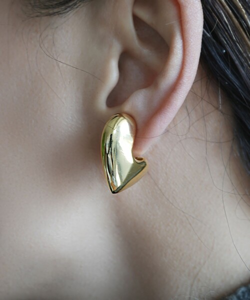 in mood(インムード)の「<in mood>MLT ハート ピアス GD(ピアス(両耳用)・レディース・ゴールド・FREE)」の1枚目の写真