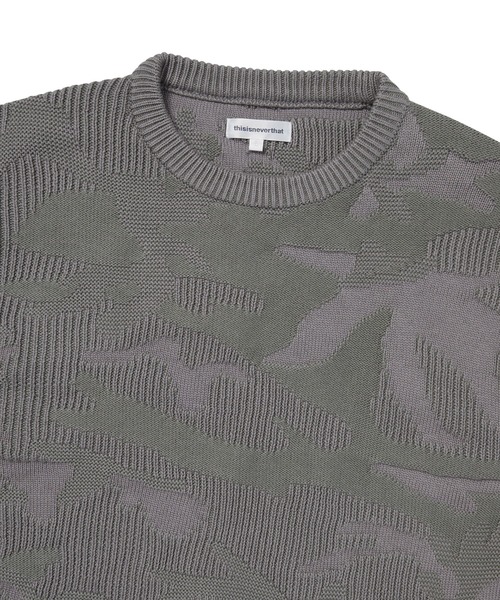 thisisneverthat（ディスイズネバーザット）の「Camouflage Jacquard Knit Crew（スウェット・メンズ・ナチュラル/パープル系その他/ダークネイビー・L/M/S/XL）」の8枚目の写真