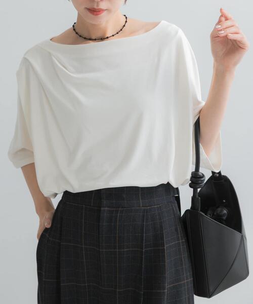 URBAN RESEARCH ROSSO WOMEN(アーバンリサーチ ロッソ)の「クールタッチドレーププルオーバー(Tシャツ/カットソー・レディース・モカ/オフホワイト/ブラック・FREE)」の4枚目の写真