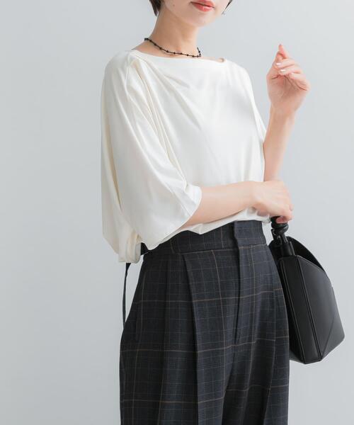 URBAN RESEARCH ROSSO WOMEN(アーバンリサーチ ロッソ)の「クールタッチドレーププルオーバー(Tシャツ/カットソー・レディース・モカ/オフホワイト/ブラック・FREE)」の5枚目の写真