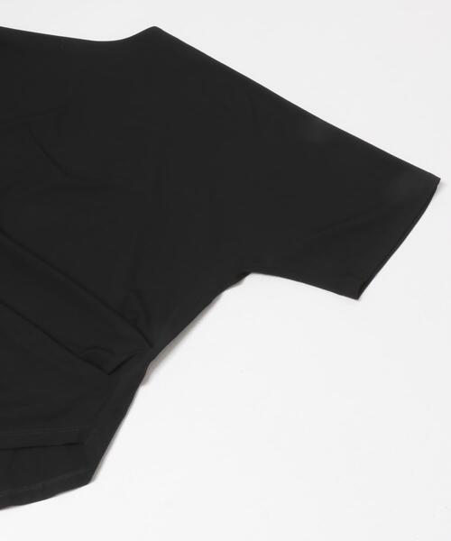 URBAN RESEARCH ROSSO WOMEN(アーバンリサーチ ロッソ)の「クールタッチドレーププルオーバー(Tシャツ/カットソー・レディース・モカ/オフホワイト/ブラック・FREE)」の19枚目の写真