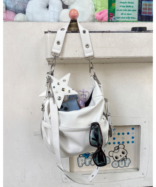 YEOMIMの「slouchy bag (cream)(ショルダーバッグ・レディース・その他・FREE)」の3枚目の写真
