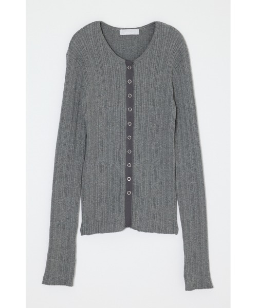 MOUSSY（マウジー）の「【26年AW新作】CONTRAST TRIM BUTTON UP ニット（ニット/セーター・レディース・ブラウン/ピンク/グレー/オフホワイト・FREE）」の6枚目の写真