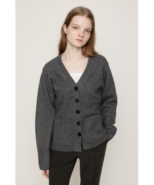 SLY（スライ）の「V NECK BUTTON CD Vネックボタンカーディガン 秋服（カーディガン/ボレロ・レディース・バーガンディー/アイボリー/杢グレー/ブラック・FREE）」の11枚目の写真