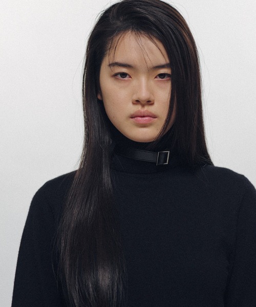 KEISUKEYOSHIDA（ケイスケヨシダ）の「Belted High-Neck Sweater（ニット/セーター・レディース・ブラック・S）」の6枚目の写真