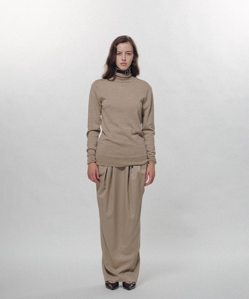 KEISUKEYOSHIDA（ケイスケヨシダ）の「Belted High-Neck Sweater（ニット/セーター・レディース・ブラック・S）」の7枚目の写真
