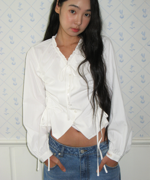 AMESWORLDWIDE（アメスワールドワイド）の「CLASSIC SHIRRING BLOUSE WHITE（シャツ/ブラウス・レディース・その他・FREE）」の2枚目の写真