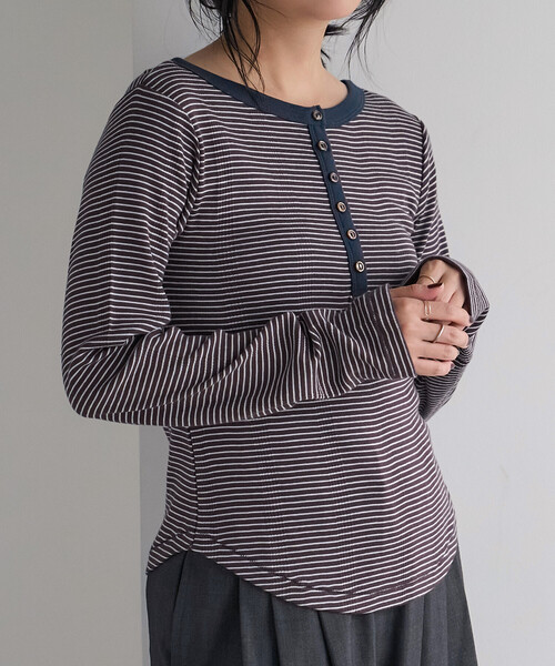 FREAK'S STORE（フリークスストア）の「MILLER × FREAK'S STORE/ミラー 別注 Panel rib Henley Long Sleeve T-shirt/パネル リブ ロンT（Tシャツ/カットソー・レディース・ダークブラウン/サックスブルー/チャコール/ブラウン・ﾌﾘ-）」の10枚目の写真