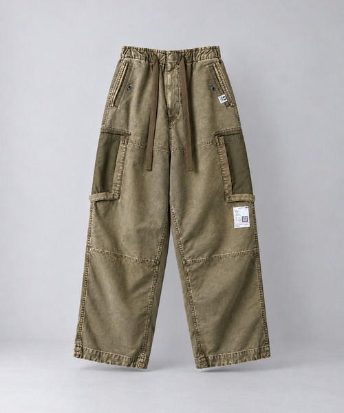 Maison MIHARA YASUHIRO(メゾンミハラヤスヒロ)の「【MIHARAYASUHIRO/ミハラヤスヒロ】DAMAGED CARGO PT(カーゴパンツ・メンズ・ダークグリーン/ブラック・44/46)」の1枚目の写真