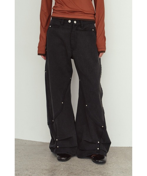 Knuth Marf(クヌースマーフ)の「curve utility denim pants(unisex)(デニムパンツ・レディース・ブルー/ブラック・MEDIUM/SMALL/X-SMALL)」の12枚目の写真