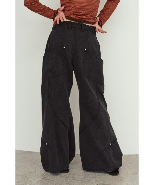 Knuth Marf(クヌースマーフ)の「curve utility denim pants(unisex)(デニムパンツ・レディース・ブルー/ブラック・MEDIUM/SMALL/X-SMALL)」の14枚目の写真