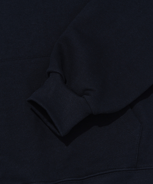 TAILOR STUDIO(テーラースタジオ)の「Taylor クレスト クラブ エンブレム フーディ (ネイビー)(パーカー・レディース・その他・SMALL/MEDIUM/LARGE/X-LARGE/S/M/L/XL)」の4枚目の写真