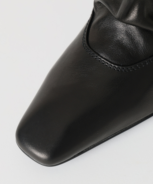 Paloma Barcelo(パロマバルセロ)の「【PALOMA BARCELO/パロマ バルセロ】middle length COVER BOOTS(ブーツ・レディース・ブラック・36/37/38/39)」の2枚目の写真