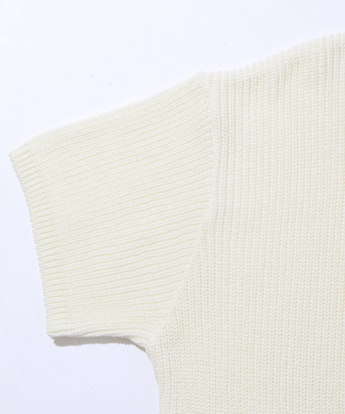 STUDIOUS（ステュディオス）の「 【ZOZO限定】STUDIOUS ドロップショルダー畦編みビッグニットT（Tシャツ/カットソー・メンズ・オフホワイト/グリーン/ベージュ・2/1/3）」の6枚目の写真