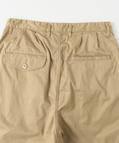 URBAN RESEARCH（アーバンリサーチ）の「UR 強撚ギャバワイドショーツ（その他パンツ・メンズ・ベージュ/ネイビー・LARGE/MEDIUM）」の17枚目の写真