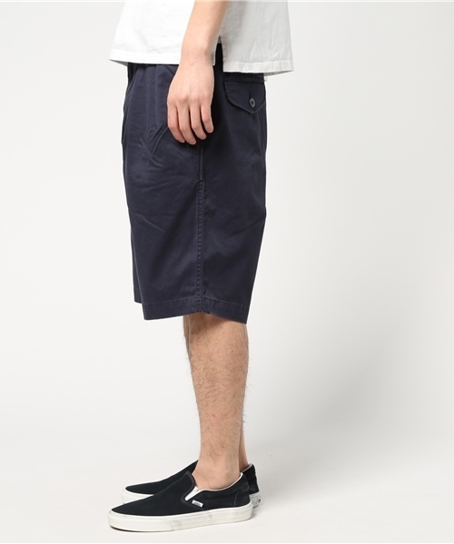 URBAN RESEARCH（アーバンリサーチ）の「UR 強撚ギャバワイドショーツ（その他パンツ・メンズ・ベージュ/ネイビー・LARGE/MEDIUM）」の3枚目の写真