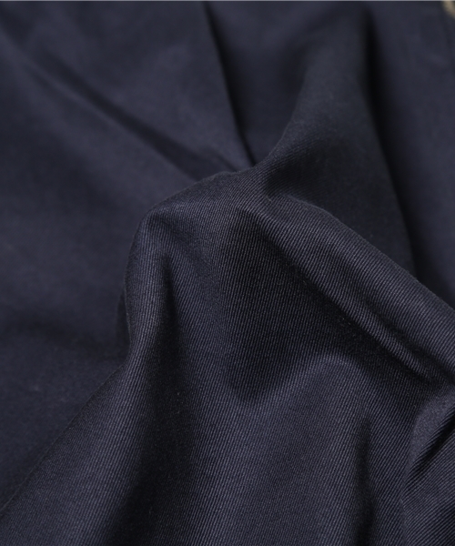 URBAN RESEARCH（アーバンリサーチ）の「UR 強撚ギャバワイドショーツ（その他パンツ・メンズ・ベージュ/ネイビー・LARGE/MEDIUM）」の13枚目の写真