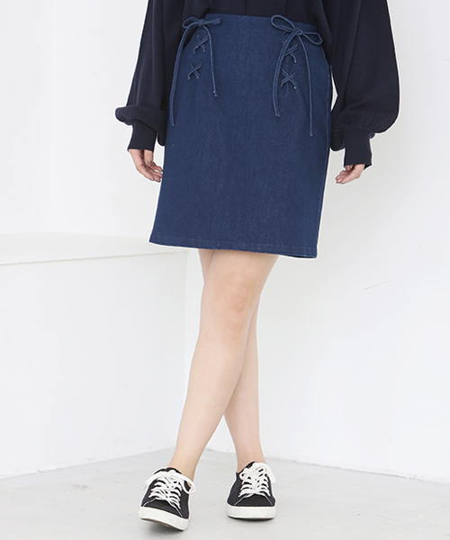 one after another NICE CLAUP（ワンアフターアナザーナイスクラップ）の「Wレースアップスカート（スカート・レディース・ピンク/ネイビー/アイボリー/ブルー・FREE）」の3枚目の写真