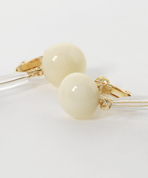 un dix cors（アンディコール）の「マーブルボールMIXイヤリング（イヤリング・レディース・ダークブラウン/アイボリー/ベビーピンク・ﾌﾘ-）」の5枚目の写真