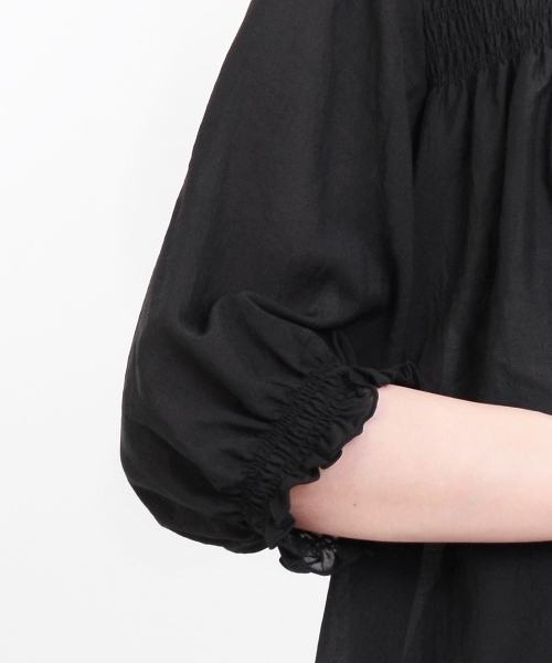 MAJESTIC LEGON（マジェスティックレゴン）の「スタンドフリルシャーリングブラウス（シャツ/ブラウス・レディース・ブラック/アイボリー/ピンク・SMALL/MEDIUM）」の15枚目の写真