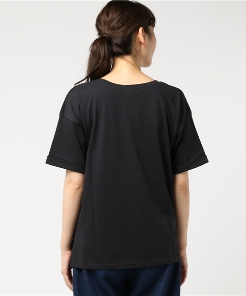 Denime(ドゥニーム)の「UネックベーシックTシャツ(Tシャツ/カットソー・レディース・ブラック/オフホワイト/マスタード/ピンク・FREE)」の12枚目の写真