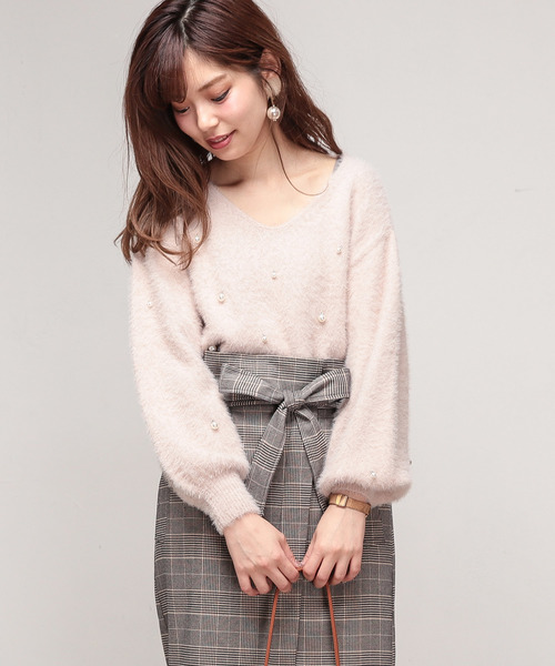 natural couture（ナチュラルクチュール）の「パール付きシャギーニット（ニット/セーター・レディース・ライトグレー/ブラック/アイボリー/ピンクベージュ・FREE）」の11枚目の写真