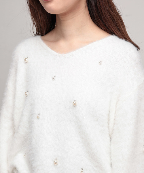 natural couture（ナチュラルクチュール）の「パール付きシャギーニット（ニット/セーター・レディース・ライトグレー/ブラック/アイボリー/ピンクベージュ・FREE）」の15枚目の写真