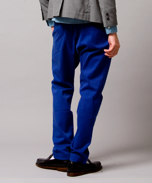 BEAUTY&YOUTH UNITED ARROWS（ビューティーアンドユースユナイテッドアローズ）の「by ∴ オーバーダイ チノ ノープリーツ テーパード◆ §2（チノパンツ・メンズ・ベージュ/レッド/コバルトブルー・SMALL/X-LARGE/LARGE/MEDIUM）」の8枚目の写真