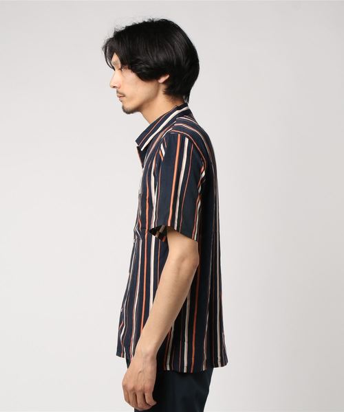 UP START（アップスタート）の「マルチストライプレーヨンタッチオープンカラーシャツ（シャツ/ブラウス・メンズ・ブラック系その他/ブルー系その他/レッド系その他・MEDIUM/LARGE/X-LARGE）」の7枚目の写真